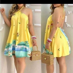 Large yellow halter dress. Fits like extra large.